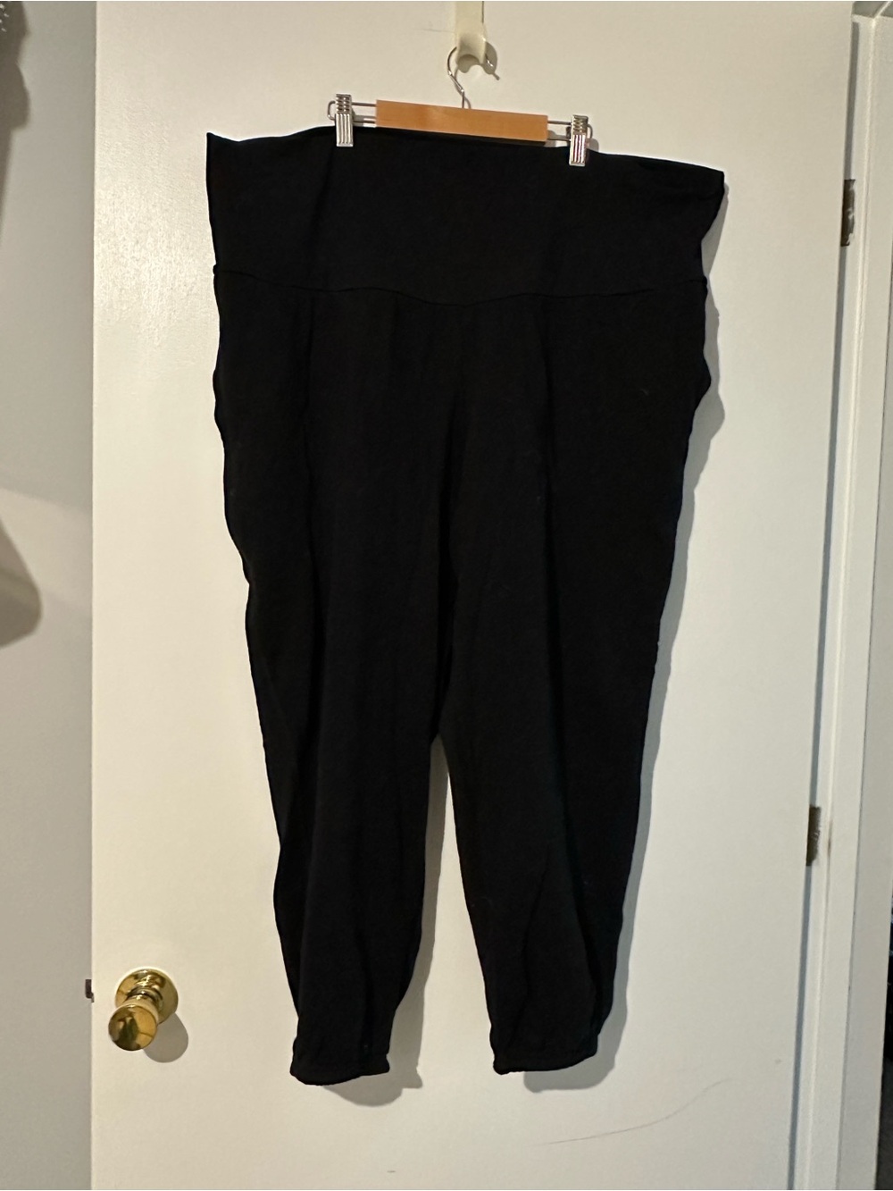 Old Navy Black High-Waist Jogger Pants